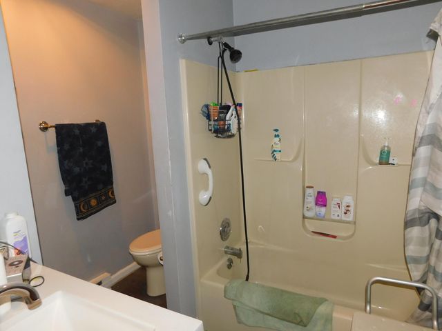2732 Tully DR, Roanoke, VA 24019