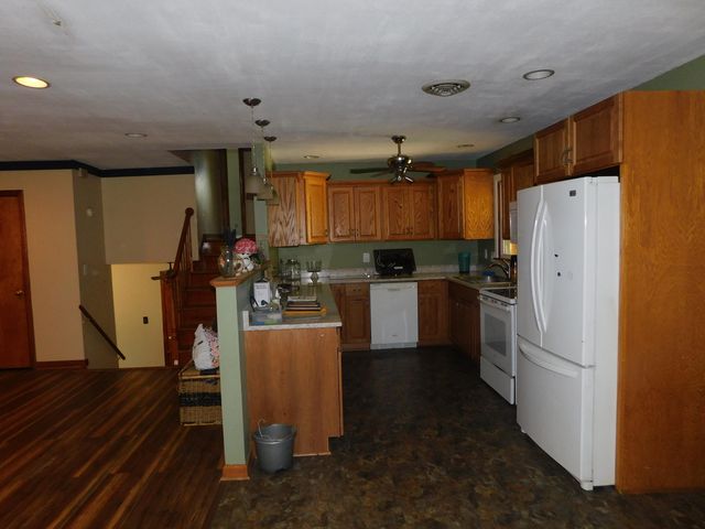 2732 Tully DR, Roanoke, VA 24019