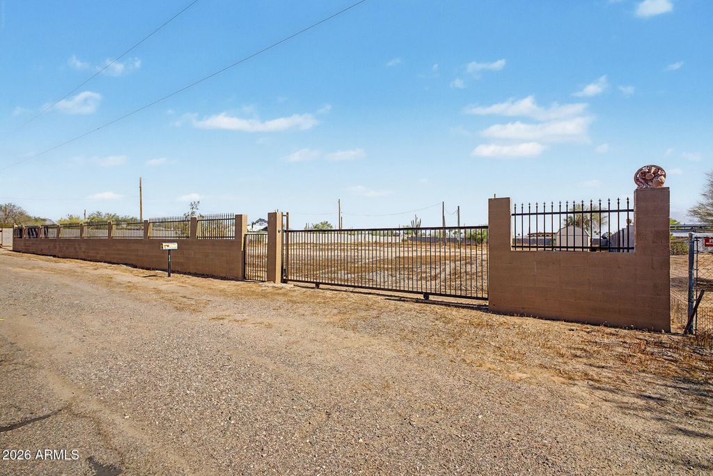 1851 W WINDSONG Street -, Apache Junction, AZ 85120 — photo 3