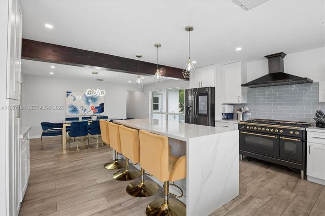 717 NW 30th St, Wilton Manors, FL 33311