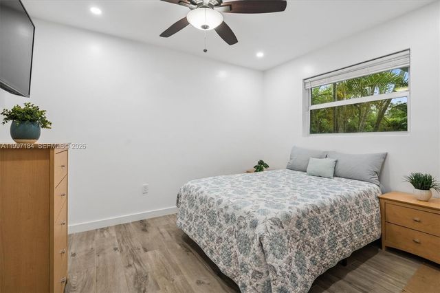 717 NW 30th St, Wilton Manors, FL 33311