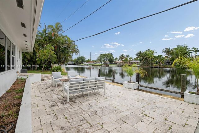 717 NW 30th St, Wilton Manors, FL 33311