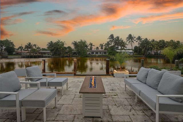 717 NW 30th St, Wilton Manors, FL 33311