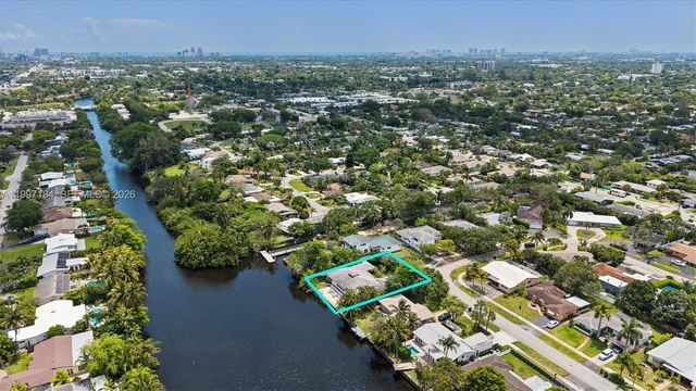 717 NW 30th St, Wilton Manors, FL 33311