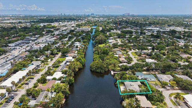 717 NW 30th St, Wilton Manors, FL 33311