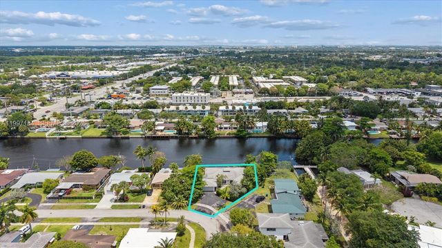 717 NW 30th St, Wilton Manors, FL 33311