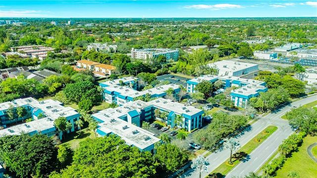 3170 Holiday Springs Boulevard 6-310, Margate, FL 33063