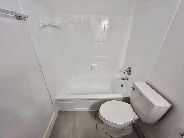 4614 E SENECA AVENUE, Tampa, FL 33617