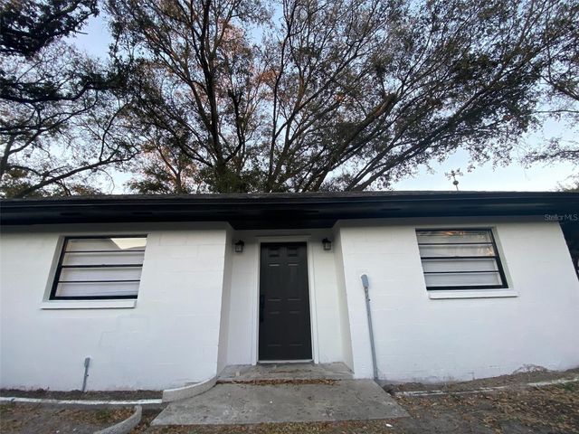 4614 E SENECA AVENUE, Tampa, FL 33617