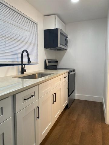 4614 E SENECA AVENUE, Tampa, FL 33617