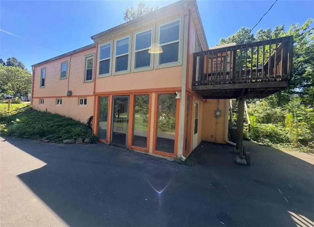 1816 S 40th Street, St Joseph, MO 64506