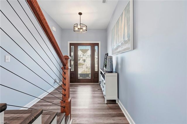 106 Staysail DR, Elizabeth City, NC 27909