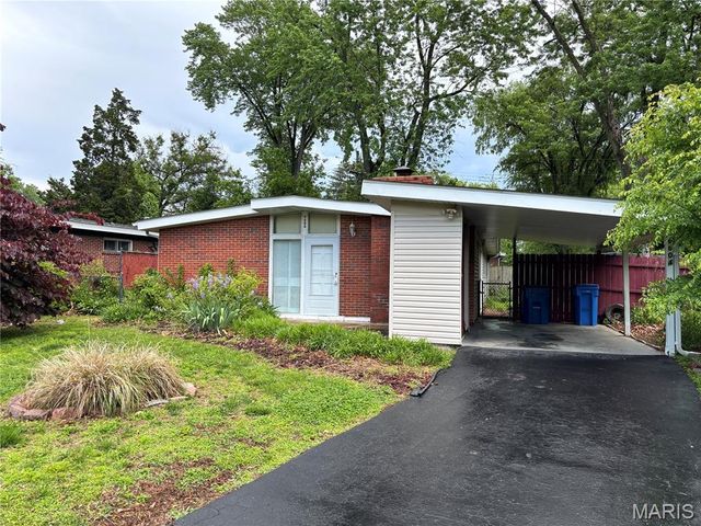 6604 Graybirch Drive, Berkeley, MO 63134