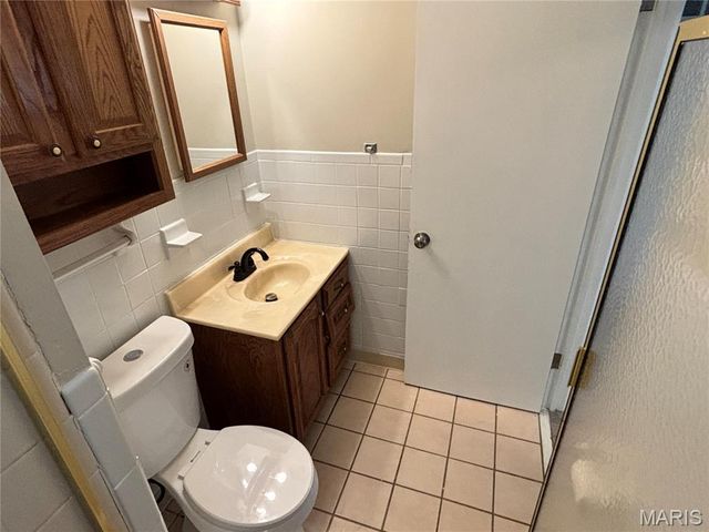 6604 Graybirch Drive, Berkeley, MO 63134