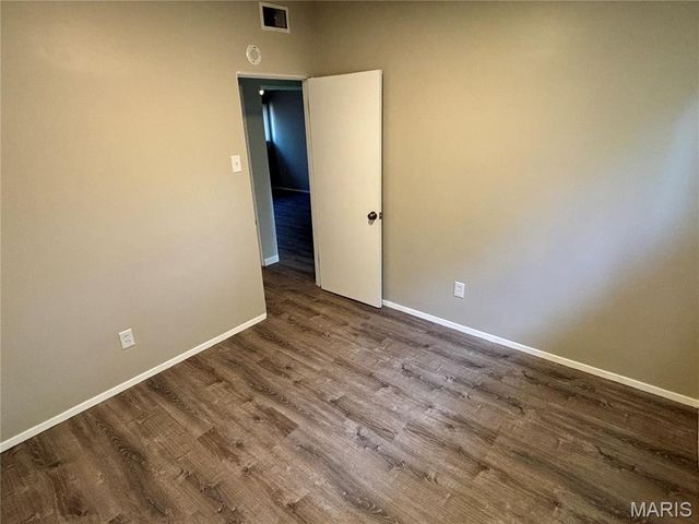6604 Graybirch Drive, Berkeley, MO 63134