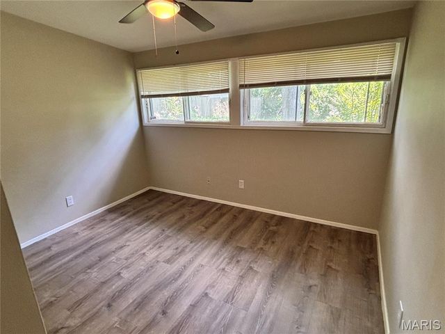 6604 Graybirch Drive, Berkeley, MO 63134