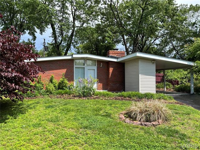 6604 Graybirch Drive, Berkeley, MO 63134