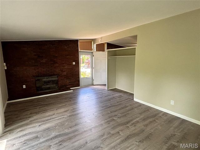 6604 Graybirch Drive, Berkeley, MO 63134