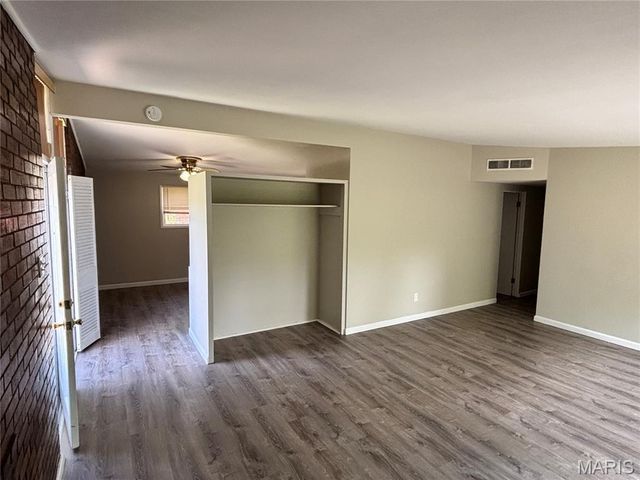 6604 Graybirch Drive, Berkeley, MO 63134
