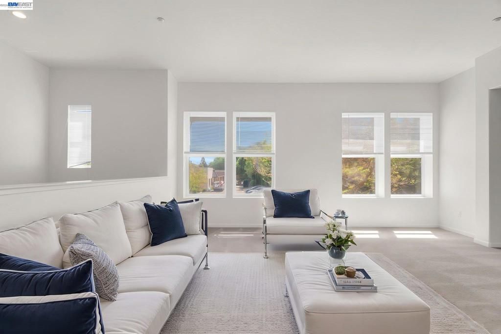 Image 12 of property listing at 629 Artistic Place, Hayward, CA 94541