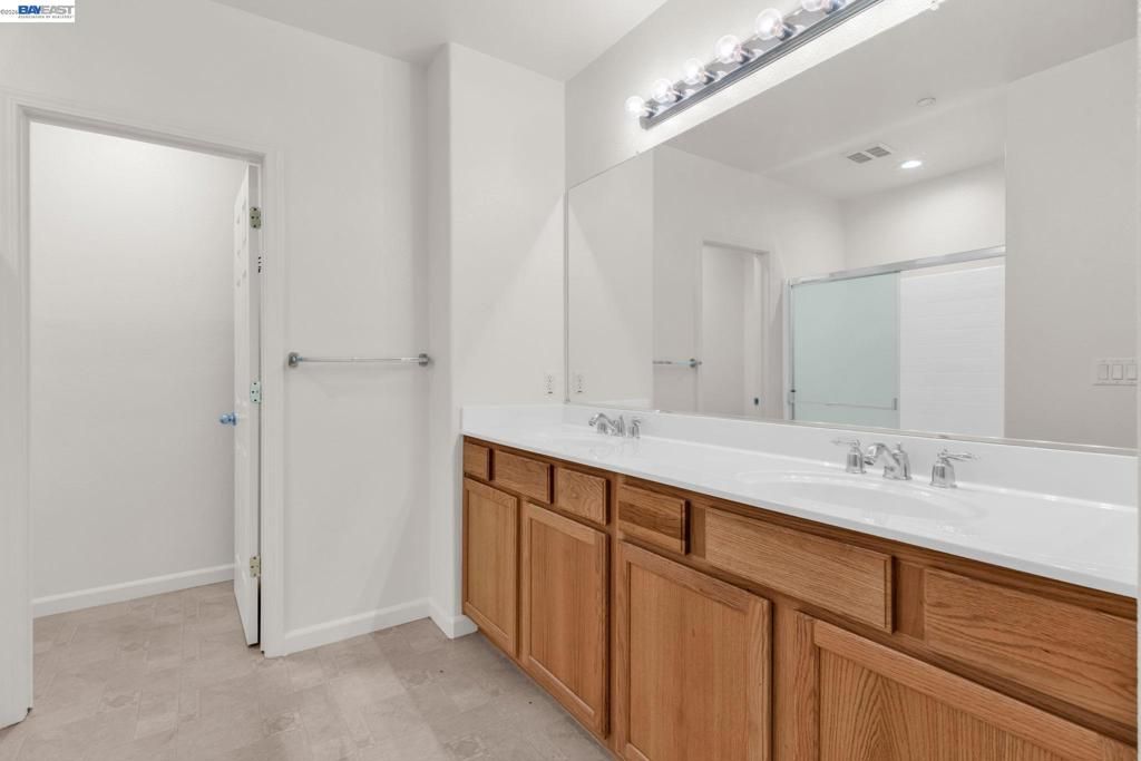 Image 22 of property listing at 629 Artistic Place, Hayward, CA 94541