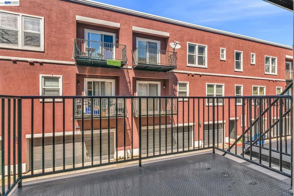 Image 27 of property listing at 629 Artistic Place, Hayward, CA 94541