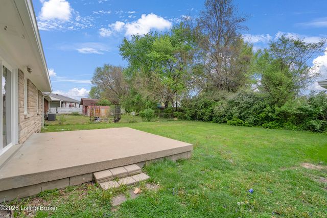 3109 Rockford Ln, Louisville, KY 40216