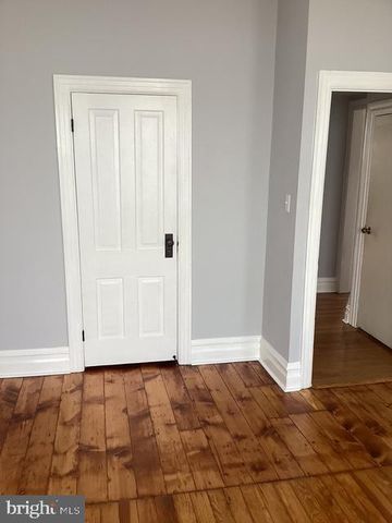 244 W MAIN ST, Waynesboro, PA 17268