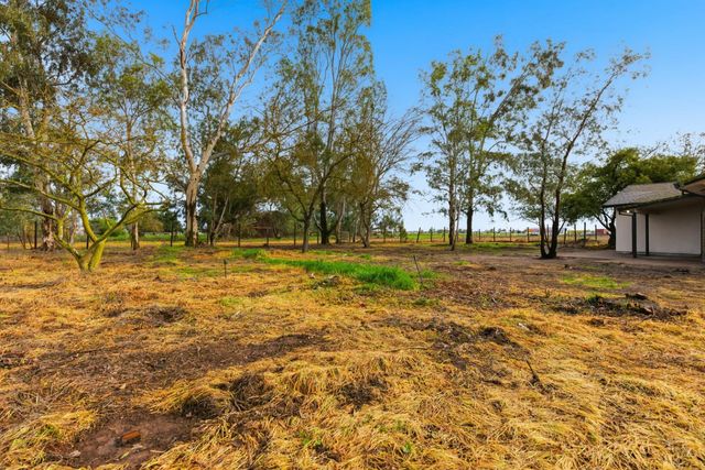 13400 Hibbard Rd, Lodi, CA 95240