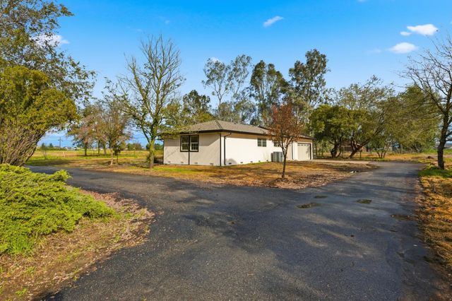 13400 Hibbard Rd, Lodi, CA 95240