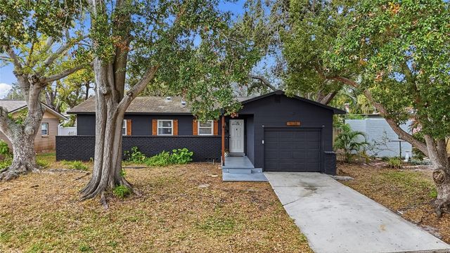 5128 18TH STREET N, St Petersburg, FL 33714