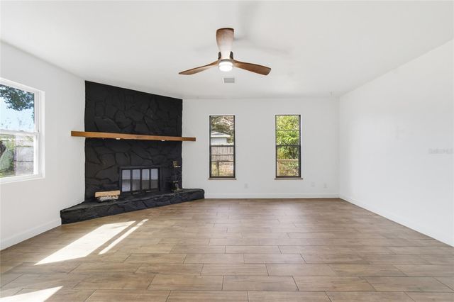 5128 18TH STREET N, St Petersburg, FL 33714