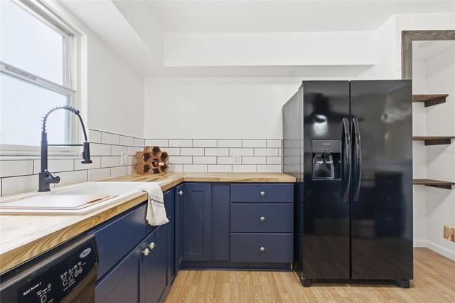 5128 18TH STREET N, St Petersburg, FL 33714