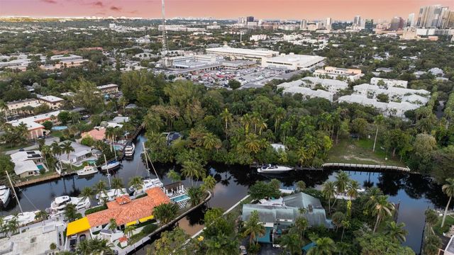 281-311 SW 14th Way, Fort Lauderdale, FL 33312