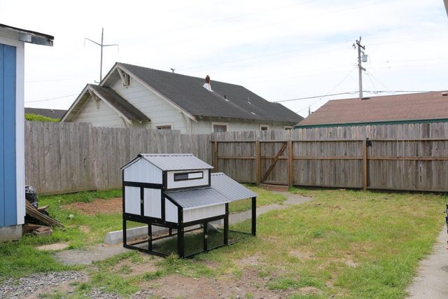 2613 Spring Street, Eureka, CA 95501