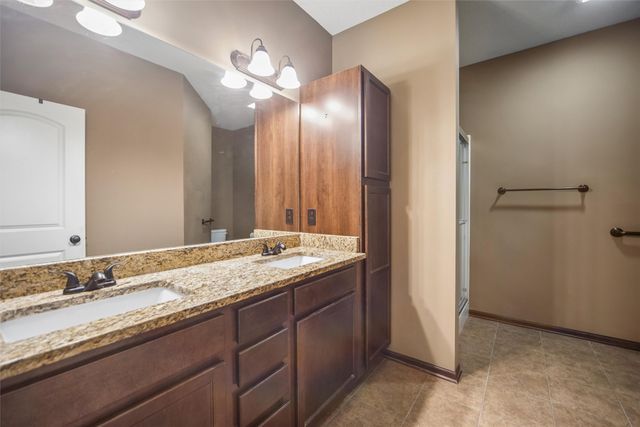 1458 NE Falstaff Lane, Ankeny, IA 50021