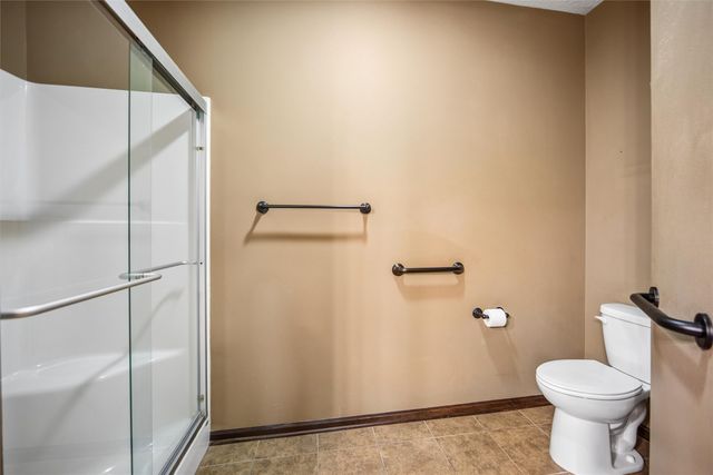1458 NE Falstaff Lane, Ankeny, IA 50021