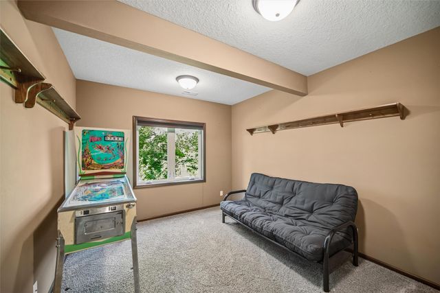 1458 NE Falstaff Lane, Ankeny, IA 50021