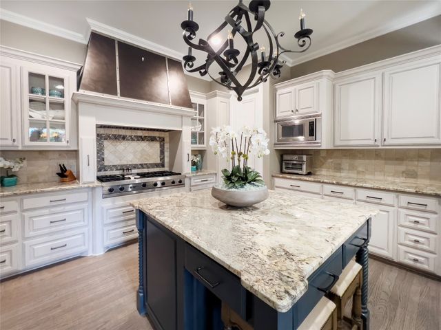 5881 Arminta Avenue, Frisco, TX 75034