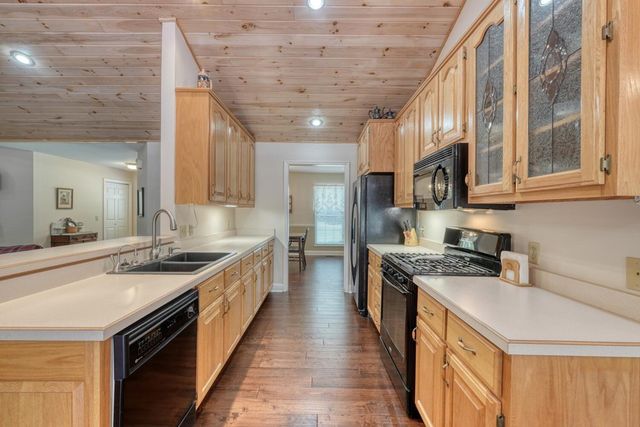 94 Kingfisher Lane, Blairsville, GA 30512
