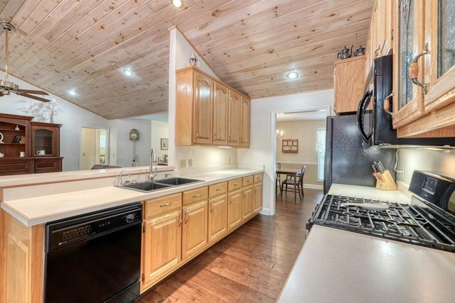 94 Kingfisher Lane, Blairsville, GA 30512