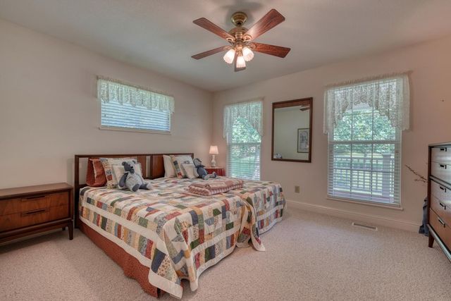 94 Kingfisher Lane, Blairsville, GA 30512