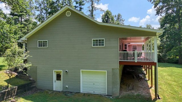 94 Kingfisher Lane, Blairsville, GA 30512