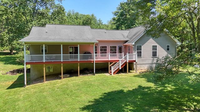 94 Kingfisher Lane, Blairsville, GA 30512