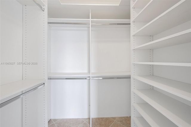 10350 W Bay Harbor Dr 9N, Bay Harbor Islands, FL 33154