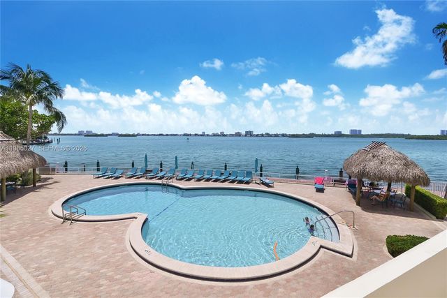 10350 W Bay Harbor Dr 9N, Bay Harbor Islands, FL 33154