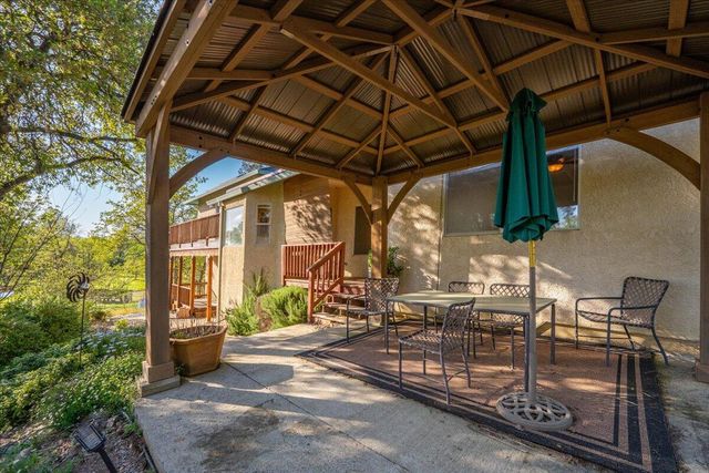 21235 Albatross Way, Redding, CA 96003