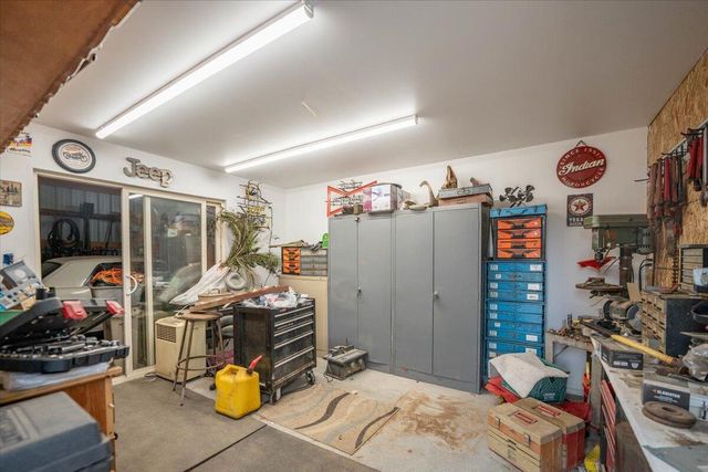 21235 Albatross Way, Redding, CA 96003