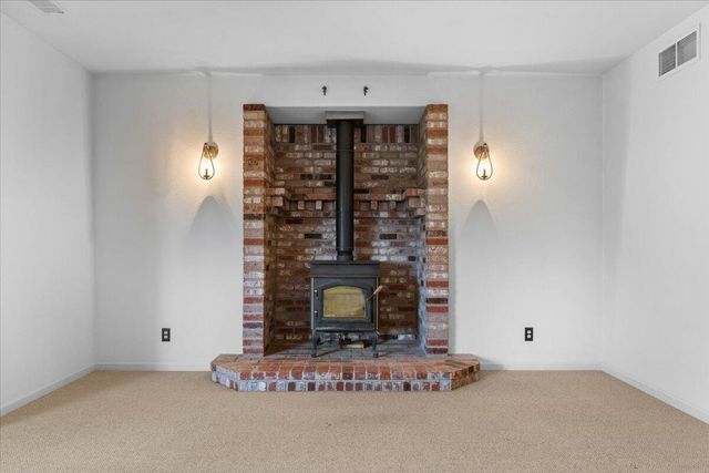 21235 Albatross Way, Redding, CA 96003