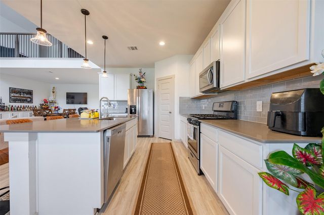 3510 Joshua Grove Lane, Missouri City, TX 77459